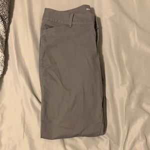 Ankle length grey pants